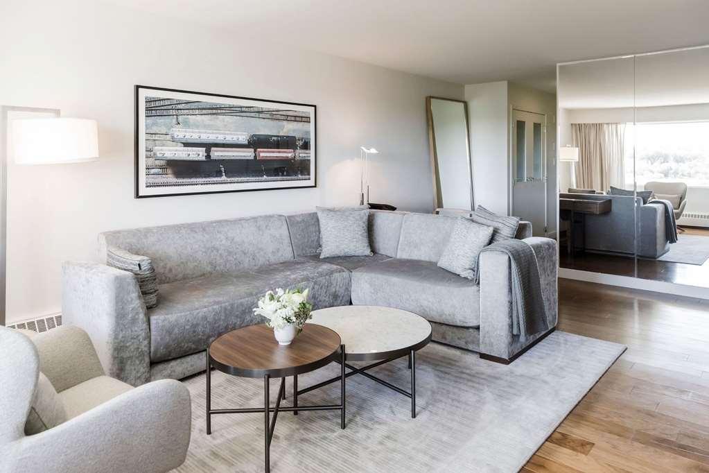 The James Hotel Saskatoon Habitación foto